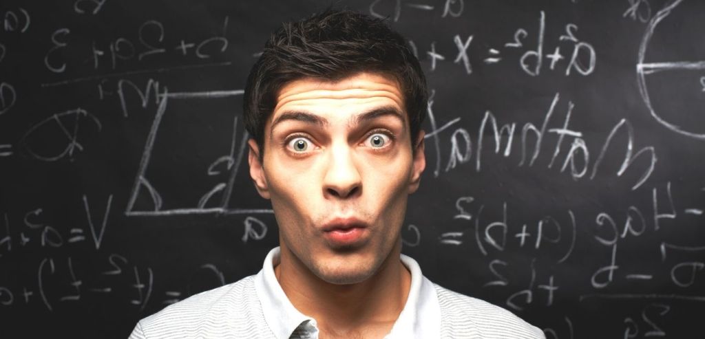 Professeur DÉCÉDÉ donne des COURS EN LIGNE